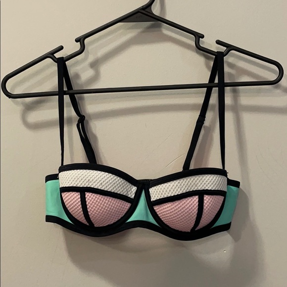 Triangl swimsuit size xs - Picture 2 of 8